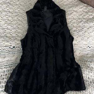 Inc black faux fur vest belted with snaps Medium